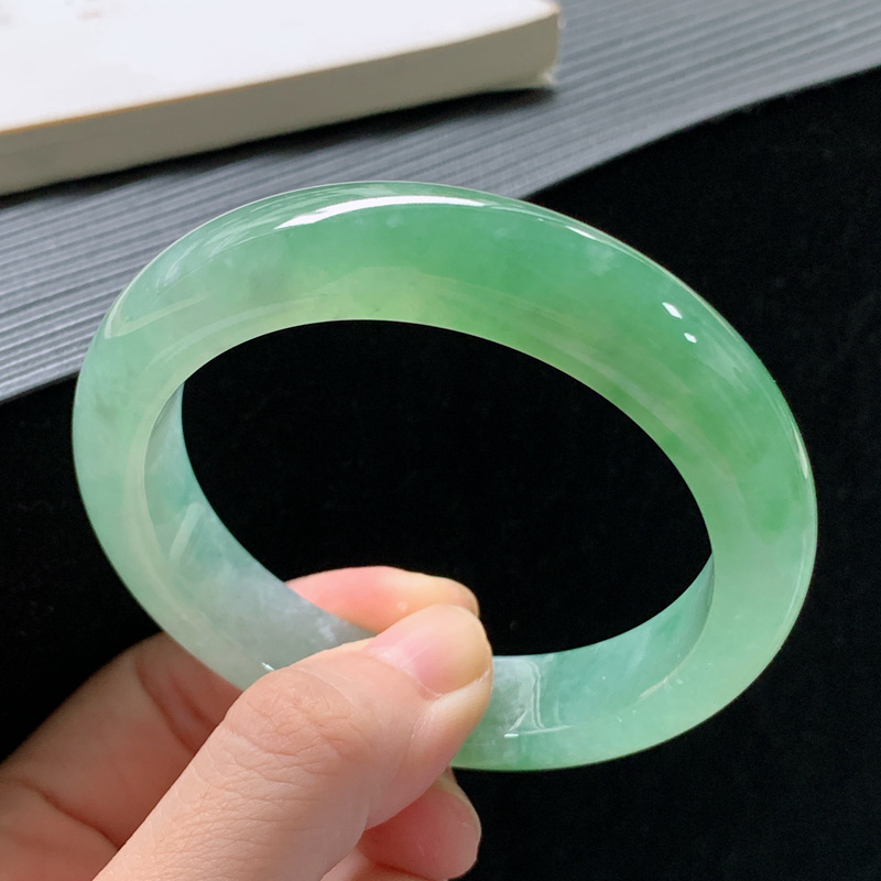 Jadeite bracelet, Burmese old  - đánh giá và giá Lighting