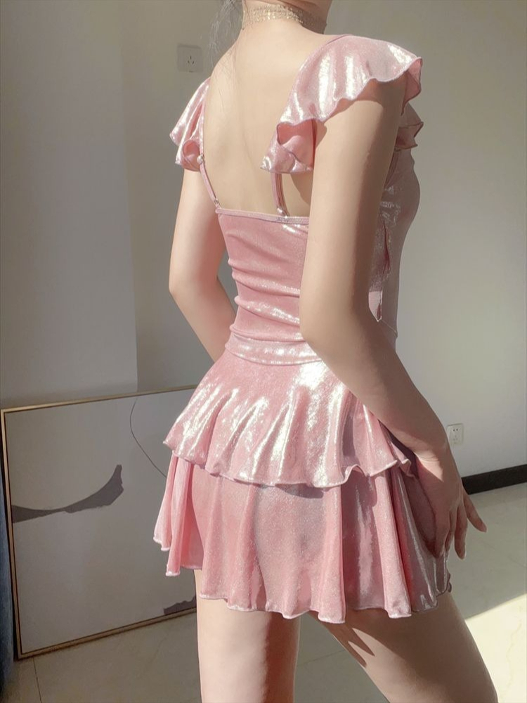 Flattering Shiny Pink Swimwear - đánh giá và giá Bath